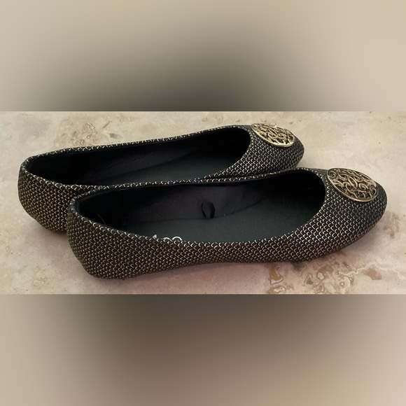 A.CO ● Black and Gold Flats with Metal Toe Accent ● Y2K - Picture 5 of 5